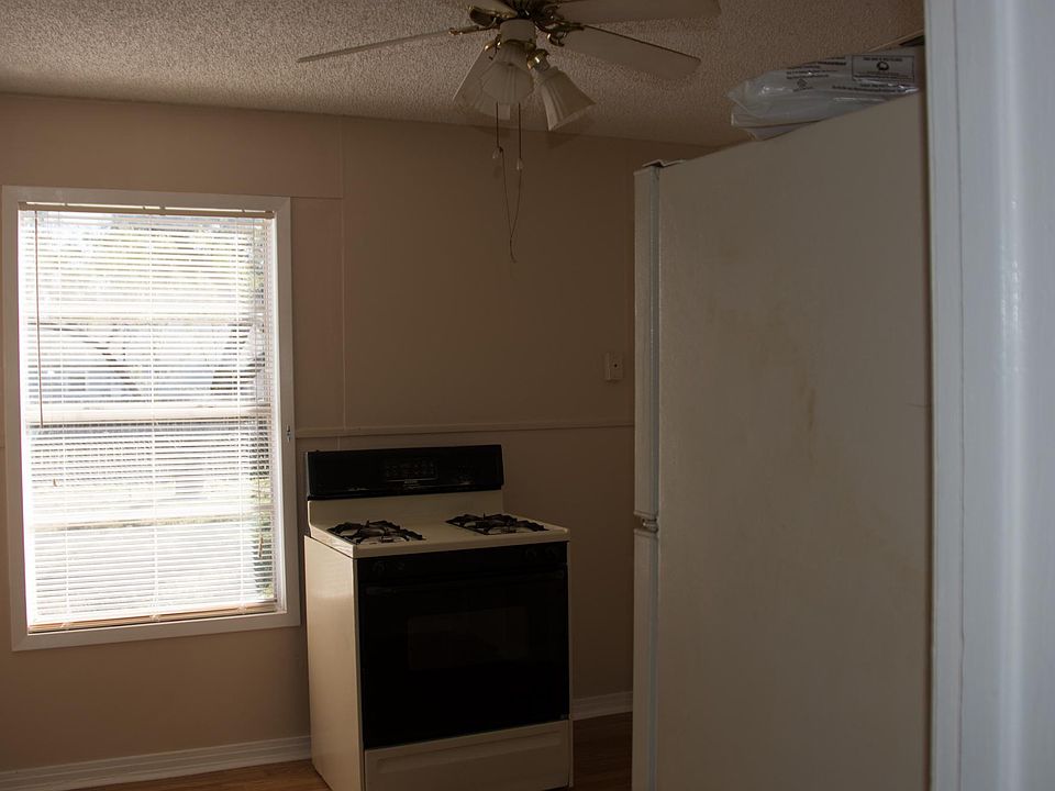 1st image of 214 Montague Ave