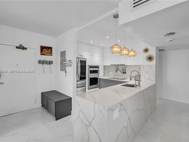 1965 S Ocean Dr #14F — Photo 17