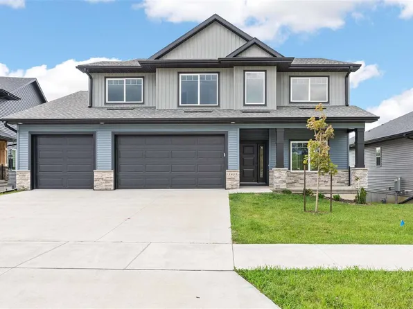 3911 Winnsboro Dr, Iowa City, IA 52245