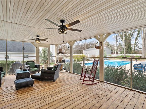 4th image of 38 Alabama St