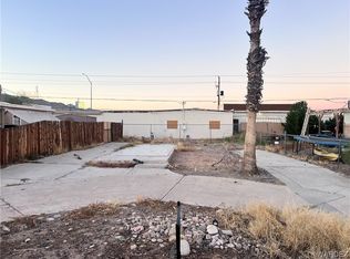 515 Sea Spray Dr, Bullhead City, AZ 86442