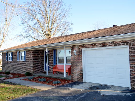 Attached 1 Car Garage