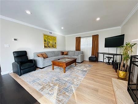 5th image of 22528 Macfarlane Dr