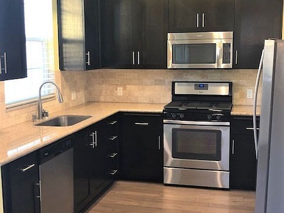 4th image of 130 N Garden St Unit 2220