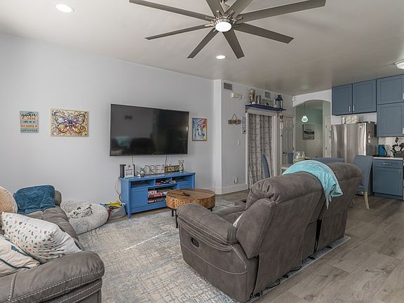 3rd image of 108 E Retama St Unit 1