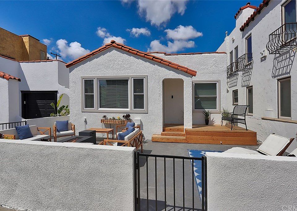 1st image of 219 Glendora Ave