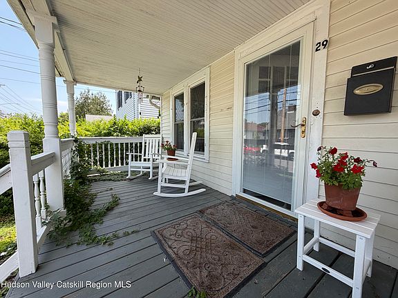 2nd image of 29 Glenwood Boulevard