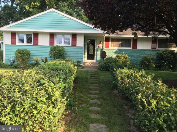 108 S Garden Blvd, Edgewater Park, NJ 08010