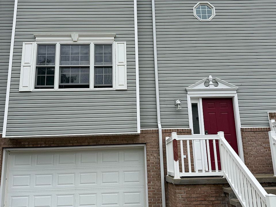 2nd image of 101 New Castle Dr