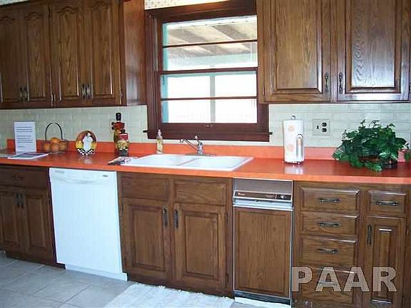 5th image of 7 Richardson Ct