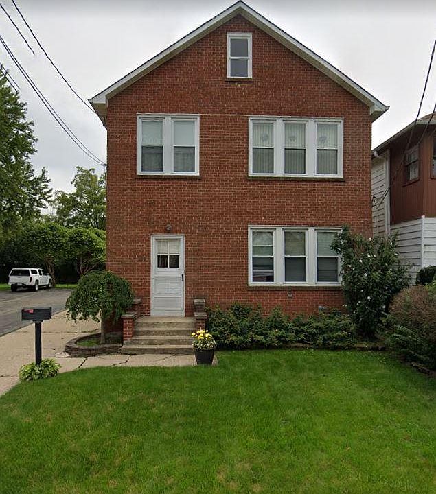 1st image of 209 North Ave Unit 1