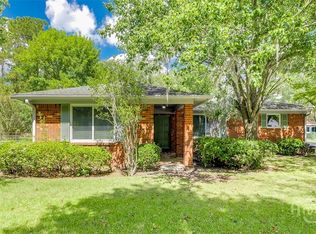 104 W Moore St, Bloomingdale, GA 31302