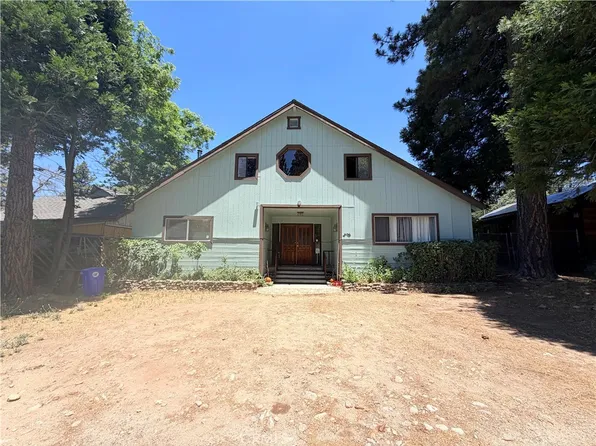 295 Spruce Dr, Crestline, CA 92325