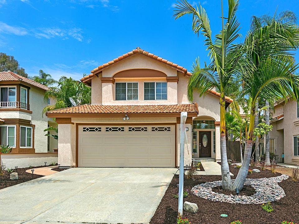 1st image of 541 Avenida Aguila