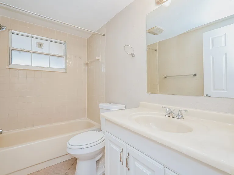 6024 Boxwood Dr — Photo 15
