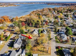 1800 Shore Dr, Wall Township, NJ 07719