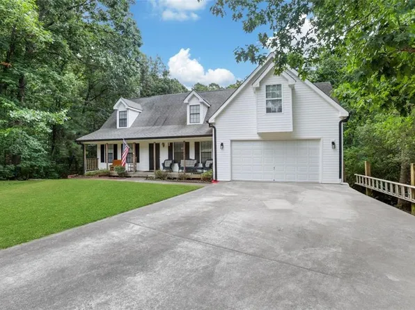 4378 Ridge Ct, Loganville, GA 30052