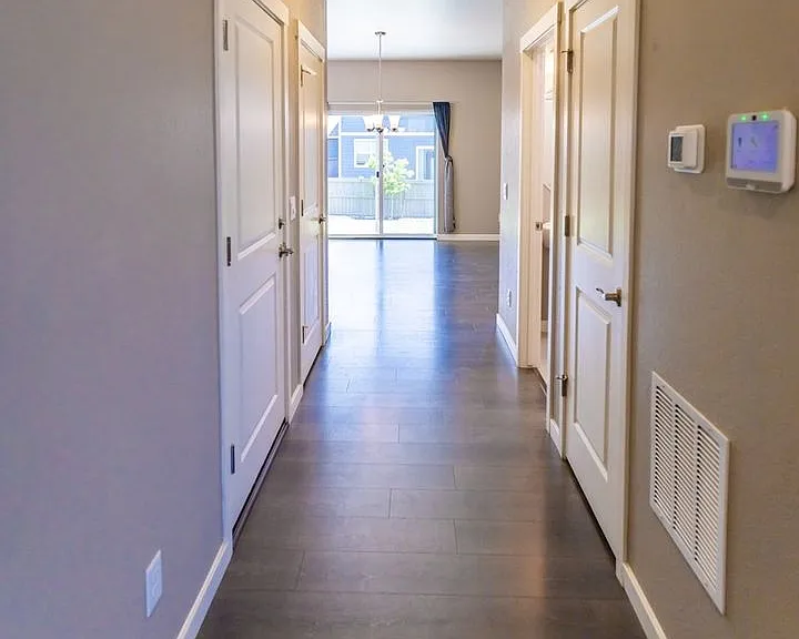 1464 Vantage Pkwy — Photo 16