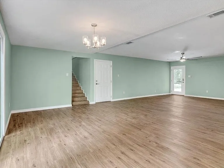 Granger Dr — Photo 19