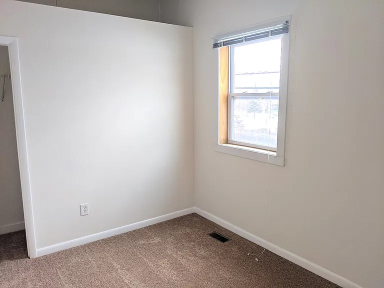 111 N Park St #D — Photo 20