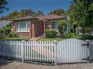 6731 De Celis Pl, Van Nuys, CA 91406
