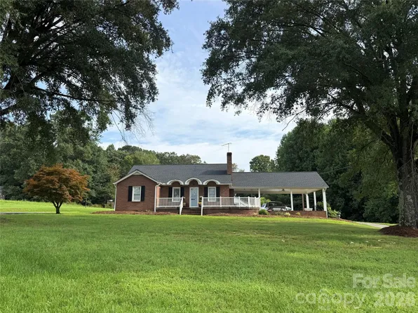 2430 Highway 64/90 None W, Taylorsville, NC 28681