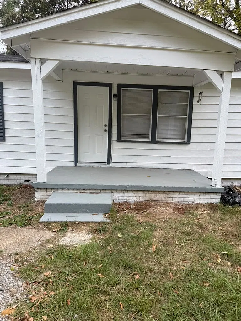 4 bed, 1248 sqft, $1,250 — Photo 1