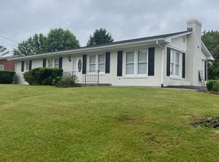 401 Houston St, Lexington, VA 24450