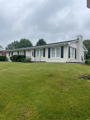401 Houston St Photo 1