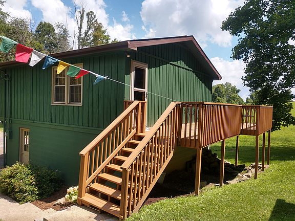 Apartment Entrance/Deck