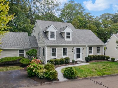 25 Bunker Hill Circle #25, Shelton, CT, 06484