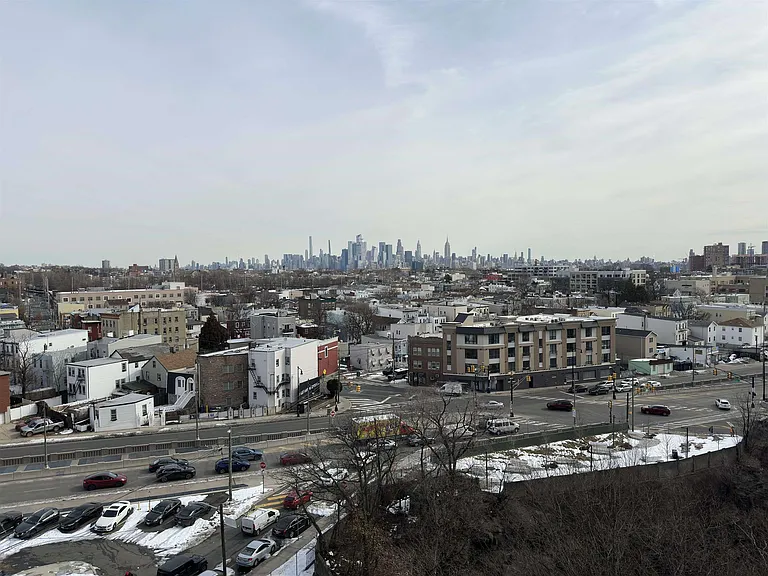 201 Saint Pauls Ave #10T — Photo 14