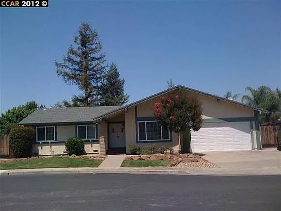 1785 Mariposa Ct photo 1