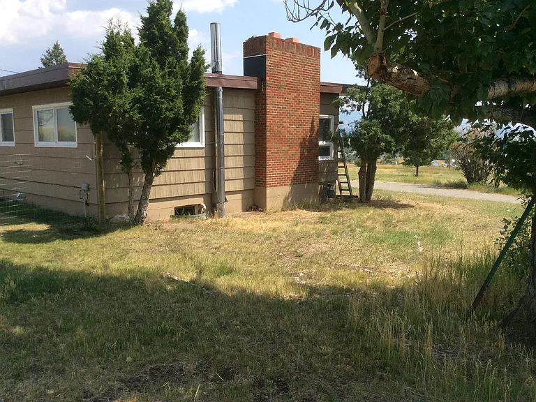 6 & 8 Depot Hill Rd #6 — Photo 2