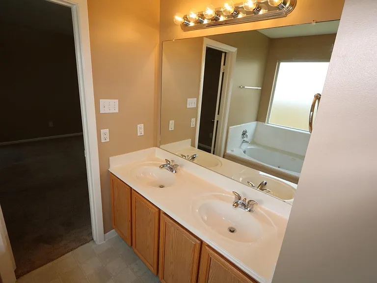 5911 S Brenwood Dr — Photo 13