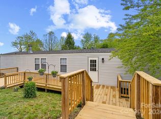 117 S Greenleaf Rd, Hendersonville, NC 28739