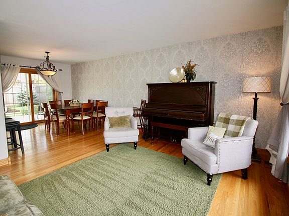 5th image of 17055 Oketo Ave