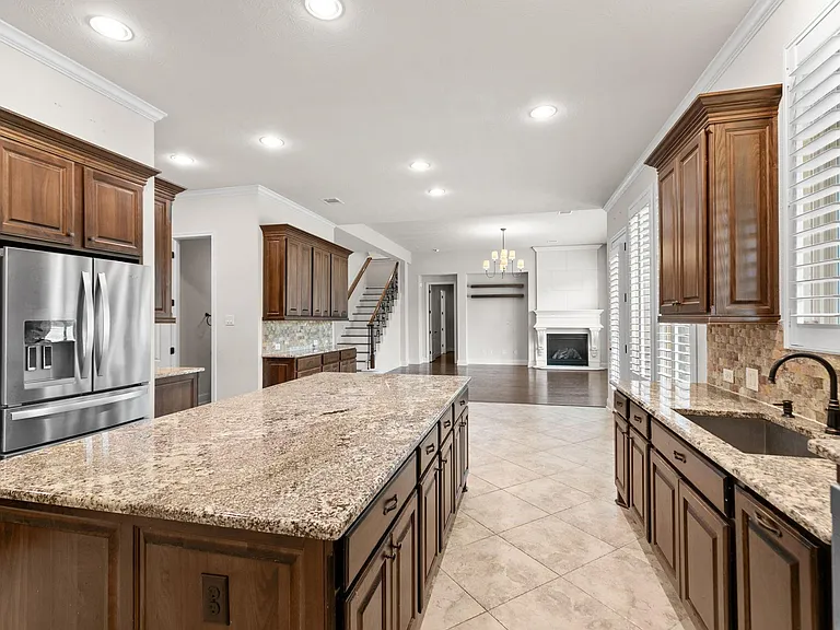 18900 N Bee Cave Springs Cir — Photo 20