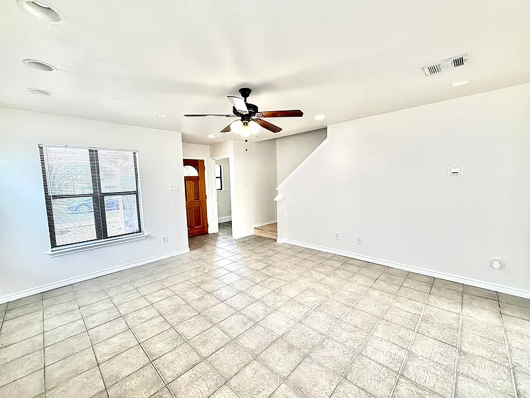 13229 Coomes Dr — Photo 6