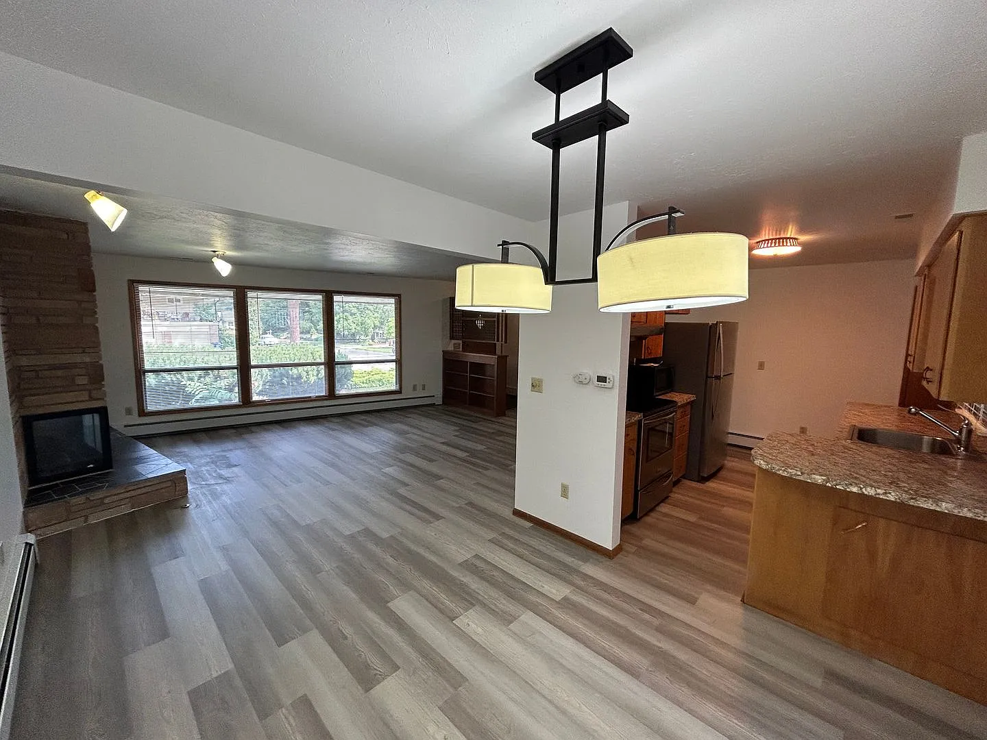 South Division Duplexes on South Hill! — Photo 3
