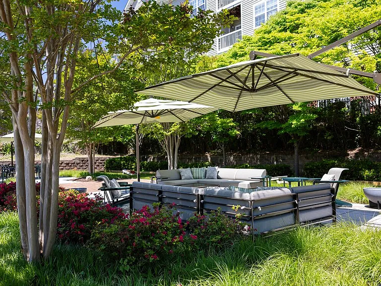 Outdoor lounge