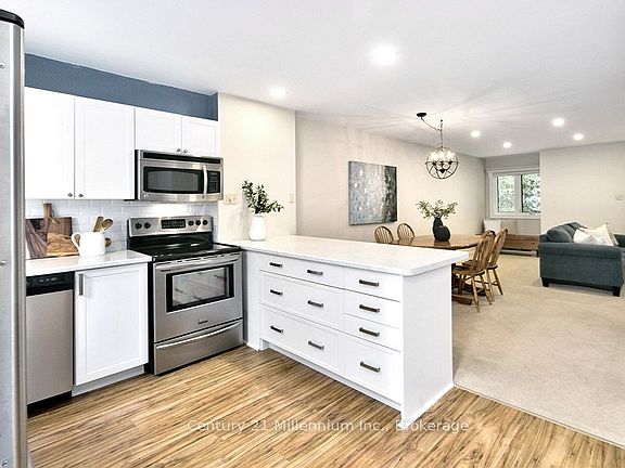 4th image of 22 Dawson Dr #530