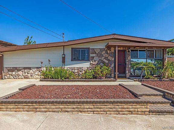 2nd image of 3141 Admiral Ave