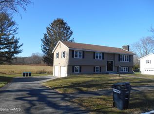 31 Eric Dr, Pittsfield, MA 01201