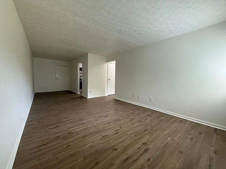Two-Bedroom Apartments Available at Echo Pointe — Photo 22
