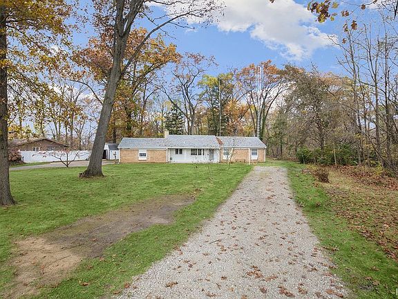 3rd image of 23309 County Road 18