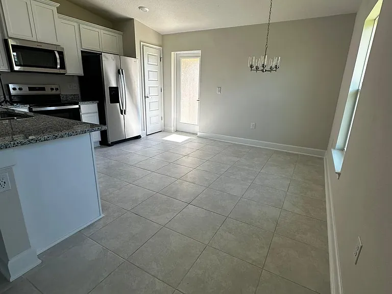 4391 Sagefield Dr — Photo 4