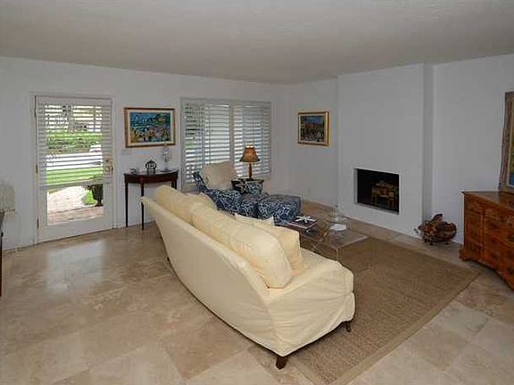 3rd image of 1111 Ponce De Leon Blvd
