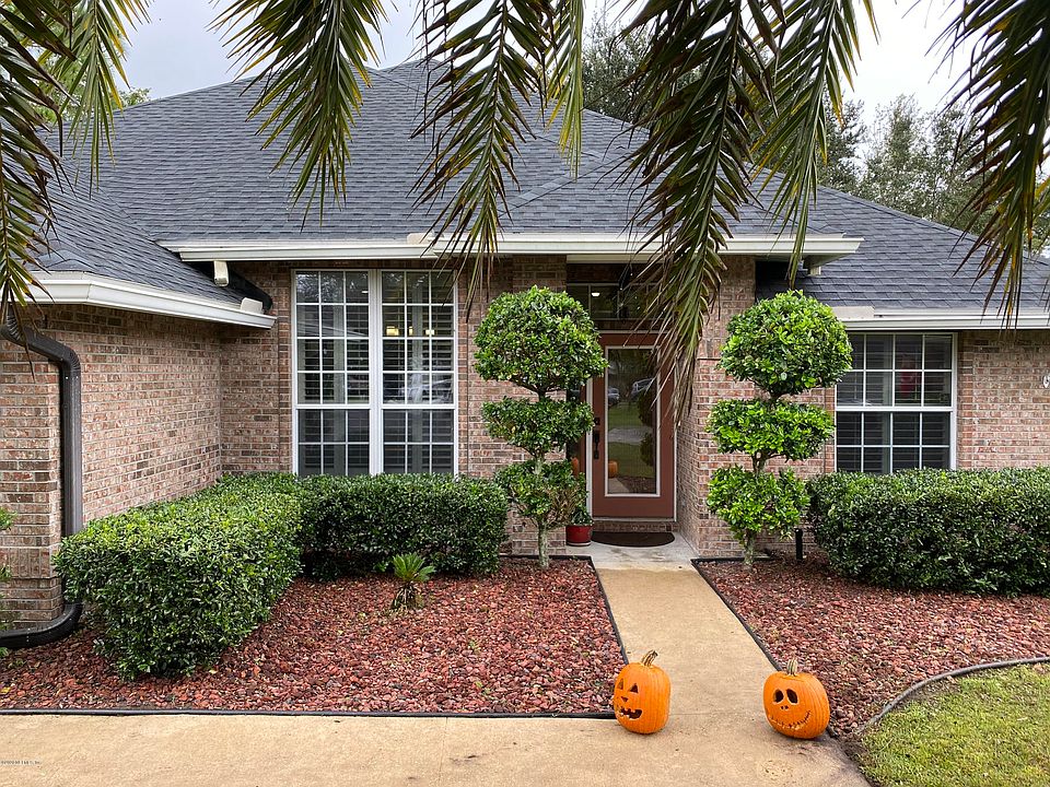1st image of 8738 Edgebrook Ct