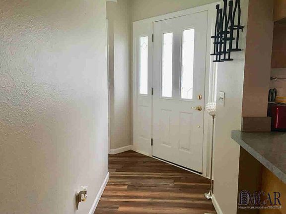 2nd image of 7051 Powlesland Ave